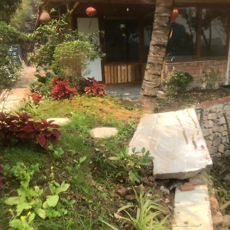 Xuan Son Lakeside Bungalow ニンビン エクステリア 写真